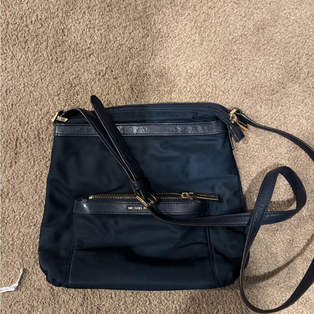 Michael Kors navy crossbody Bag